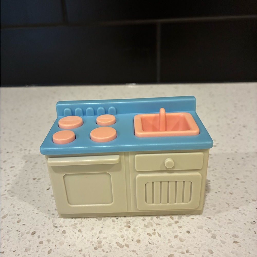 Little Tikes Grand Mansion Kitchen Stove & Sink